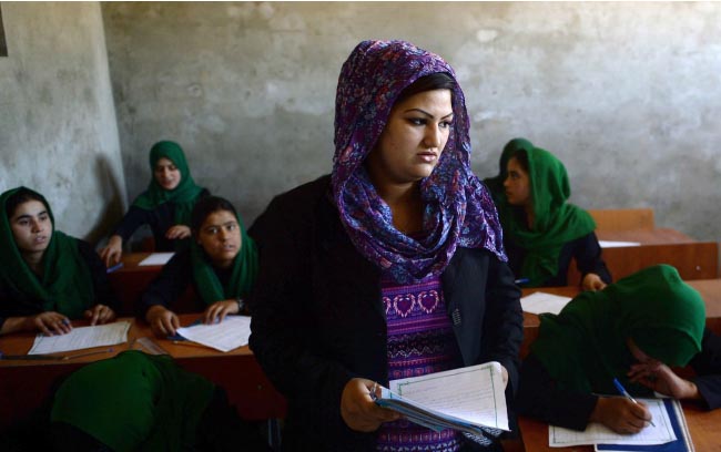ضرورت  سـوادآموزی  در افغانستان